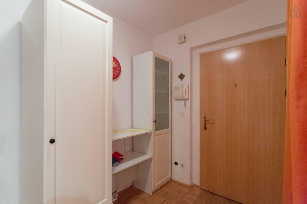 Relaxing Terrace Apartment In Lively Area Vienna Esterno foto