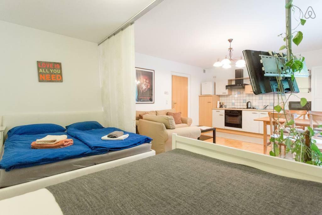 Relaxing Terrace Apartment In Lively Area Vienna Esterno foto
