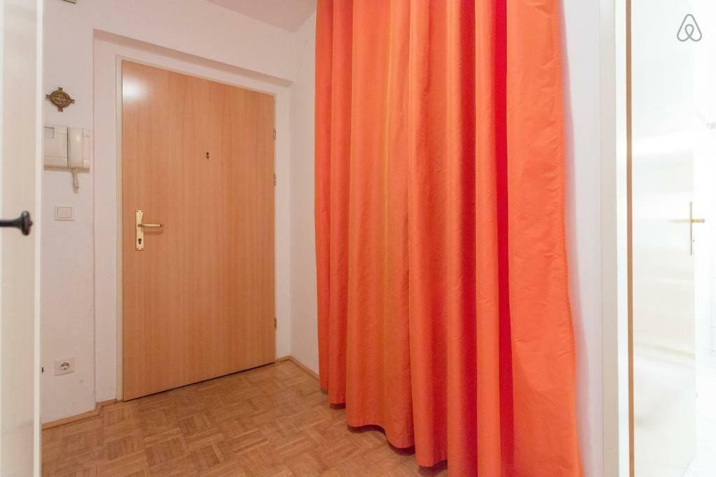Relaxing Terrace Apartment In Lively Area Vienna Esterno foto